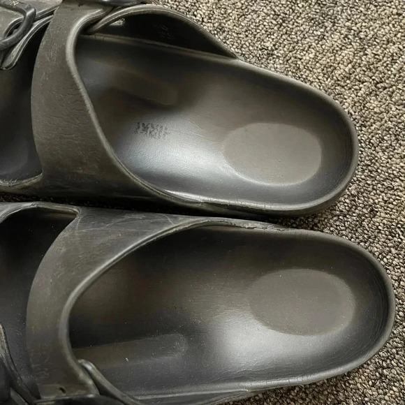 birkenstock rubber sandals size 39 (womans size 9) - Picture 8 of 8
